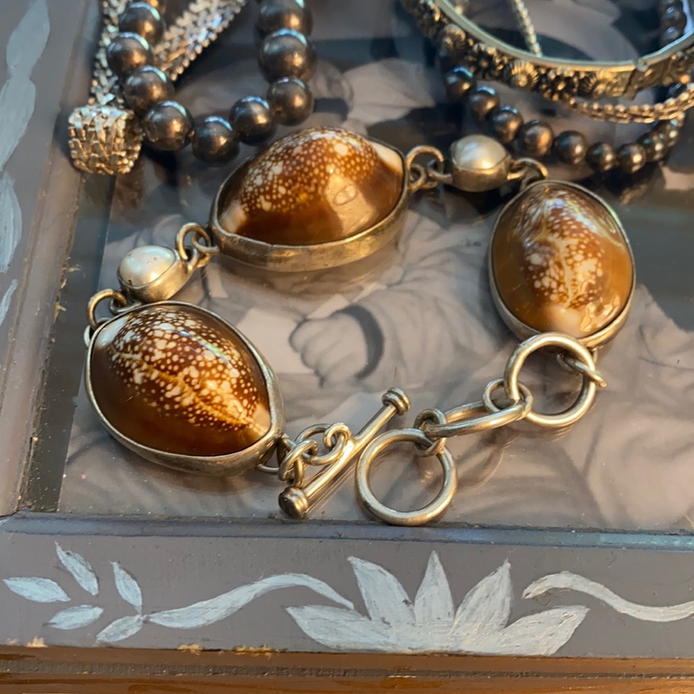 Amazing shell bracelet sterling